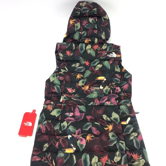 The North Face Women's Niche Tucan Hooded Vest - Picture 4 of 5